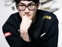  JackeyLove巅峰对决，Uzi与90激战中国队分钟，赛况扑朔迷离胜负难料！