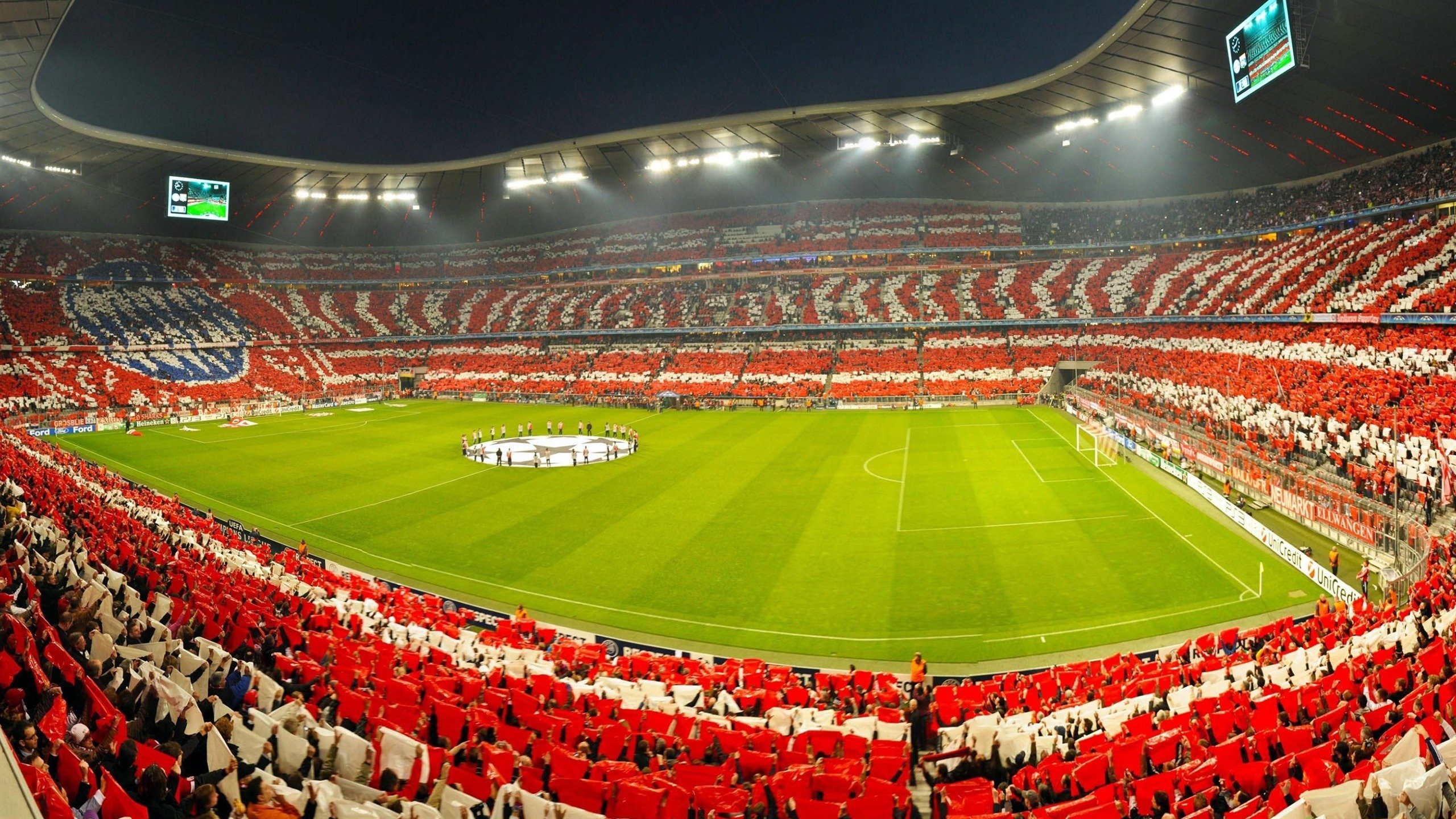 持续失利后首战爆发，TES观众沸腾；库里重返赛场，观众掌声雷动的跨界盛宴